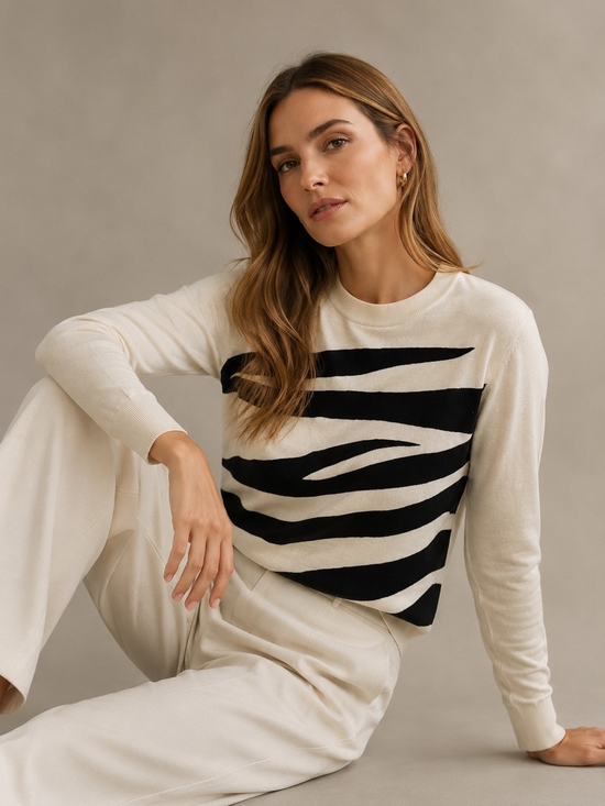 Banana Republic Sweaters - Banana Republic Silk Cashmere Zebra Women's Sweater Pullover Quiet Luxury